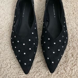 Zara flats shoes in suede with rhinestones.